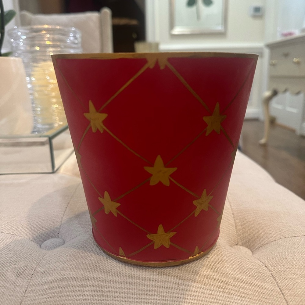Red Tolle Metal Star Patterned Decorative Flowe Pot Planter NEW